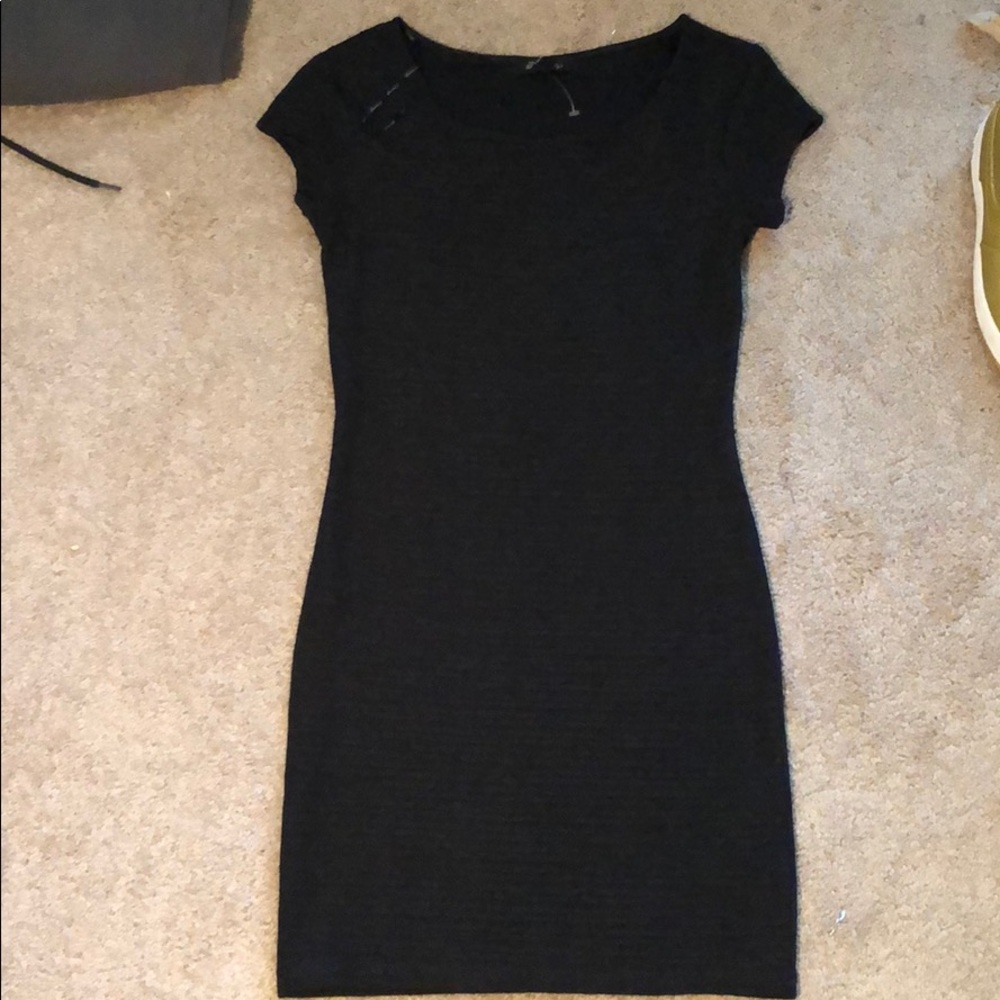 Black ribbed dress